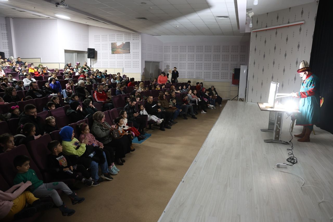 Kartepeli Miniklere Renkli Hafta Sonu Etkinliği