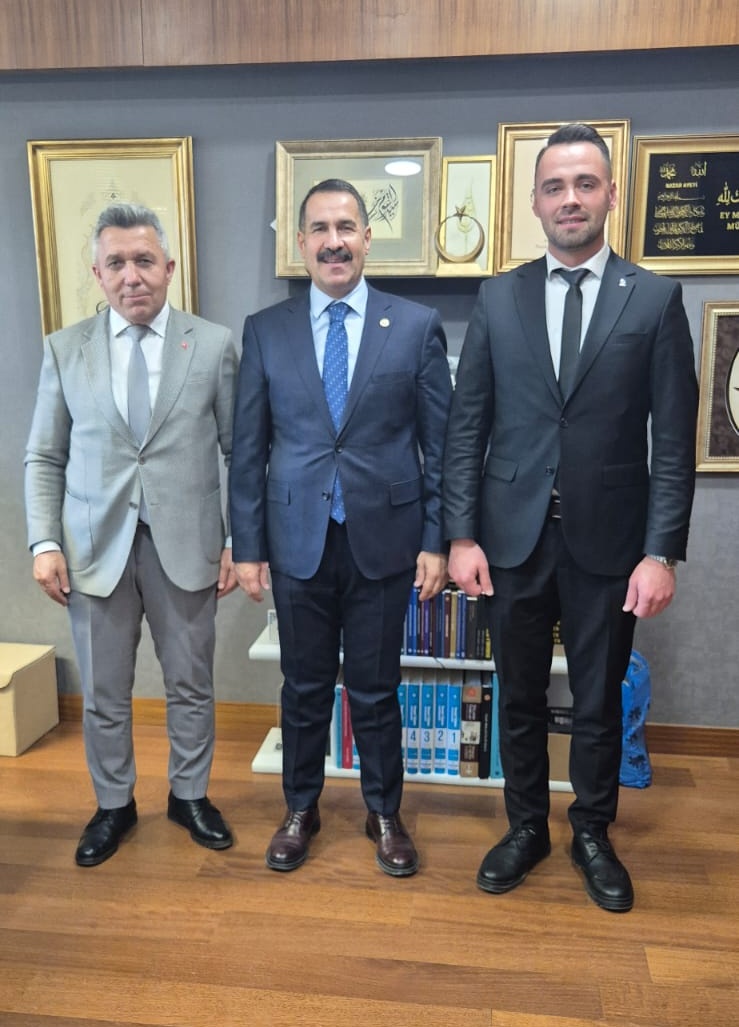 AK Parti Kandıra İlçe Başkanı ve Belediye Başkanından Ziyaret