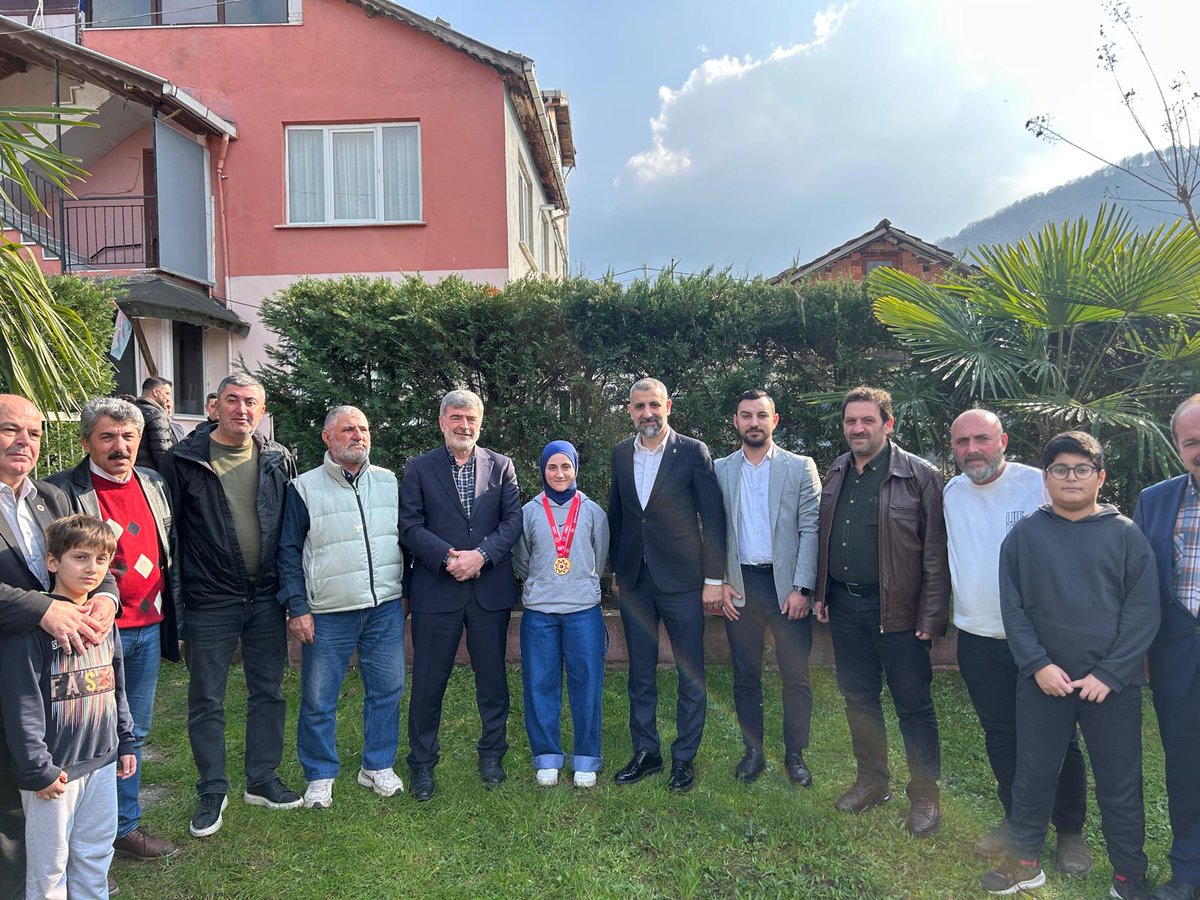 Kocaeli Milletvekili Sami Çakır'dan Şampiyon Sporcuya Ziyaret