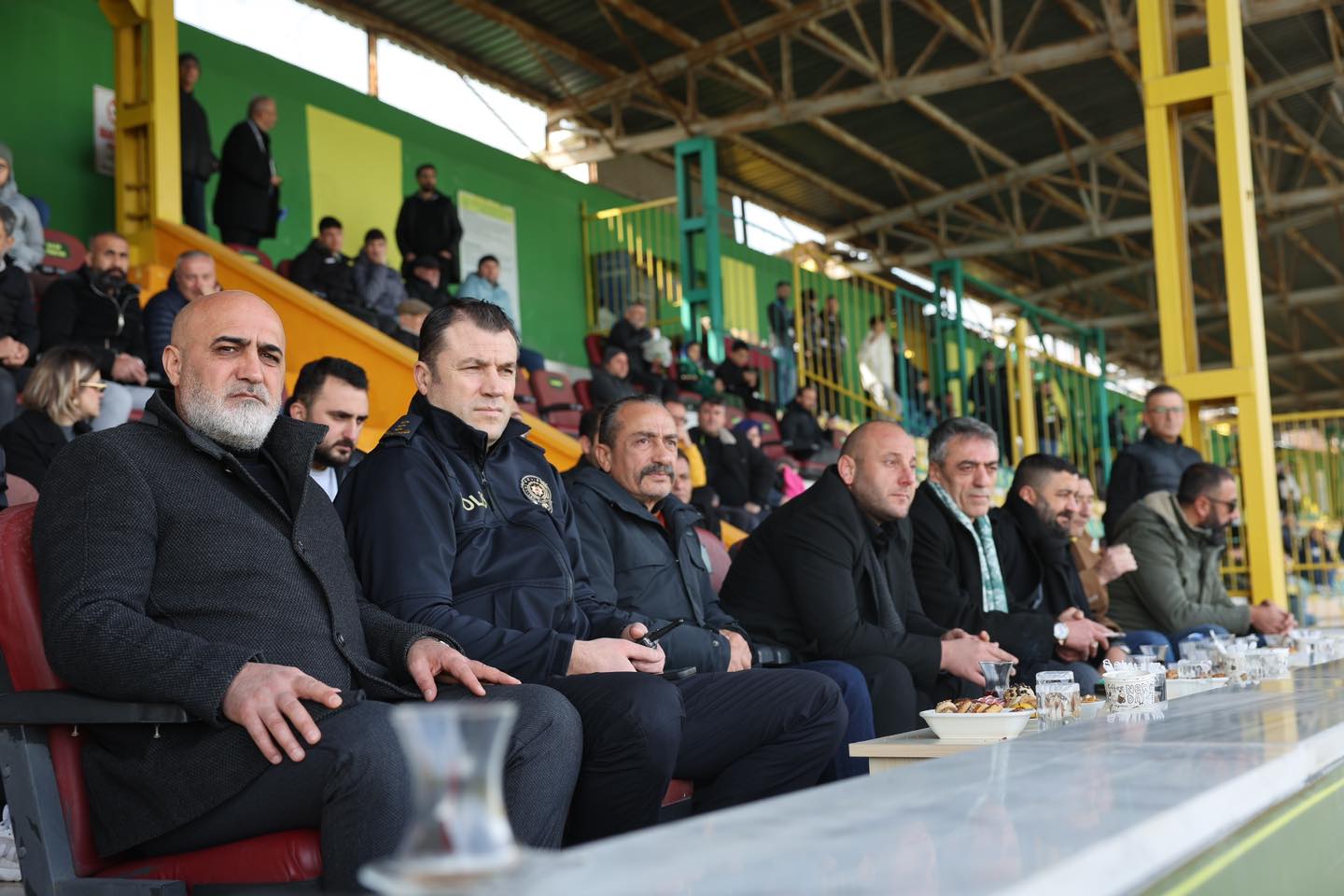 Darıca Belediye Başkanvekili Hüsamettin Ergül'den Darıca Gençlerbirliği'ne Destek