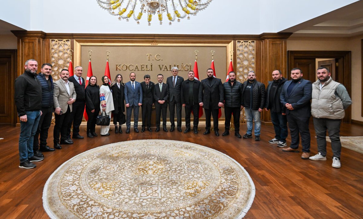 Kocaeli Terörle Mücadele Derneği'nden Vali Aktaş'a Anlamlı Ziyaret
