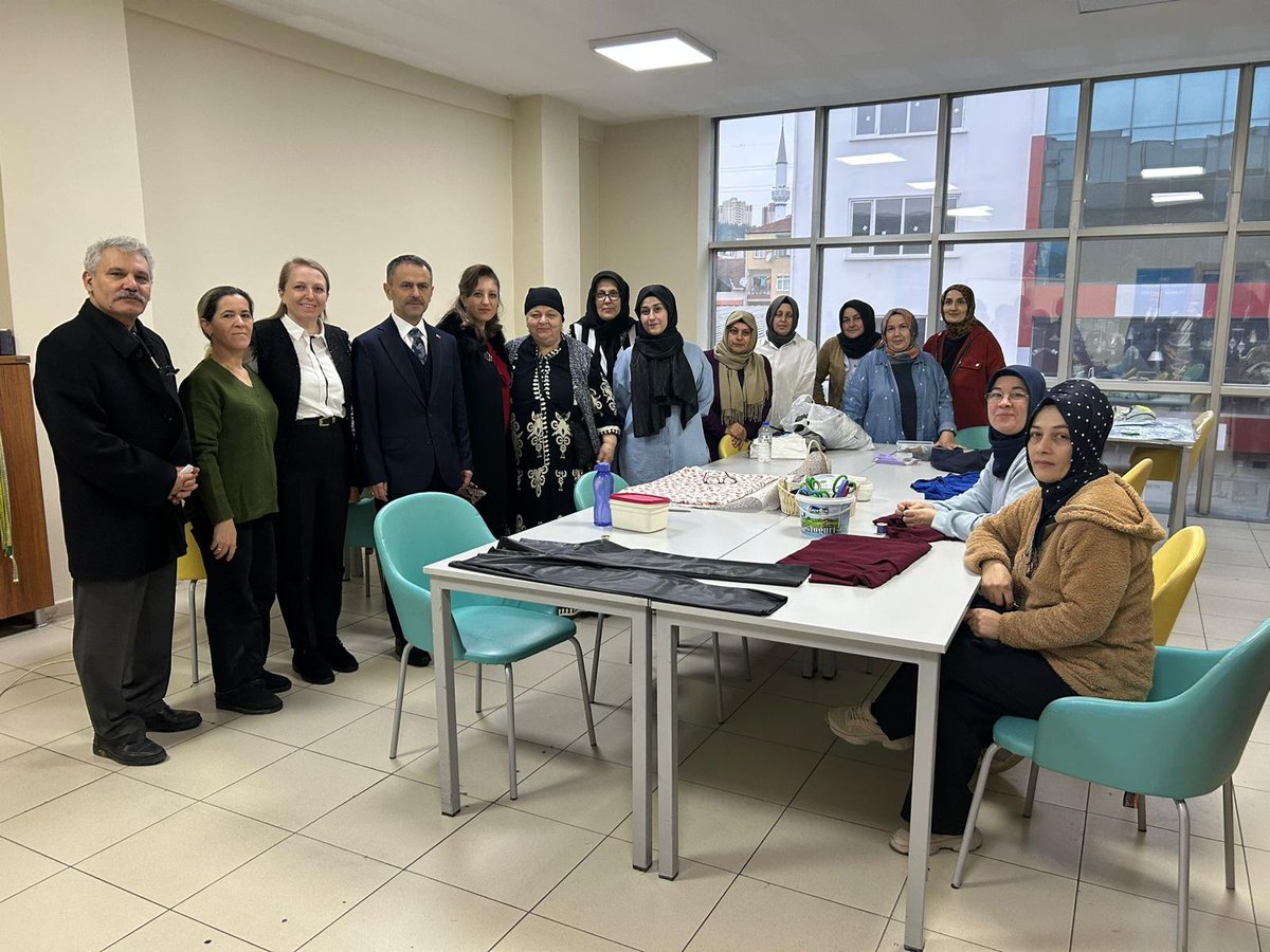 Vali İlhami Aktaş ve Eşi Songül Aktaş İzmit SODAM'da İncelemelerde Bulundu