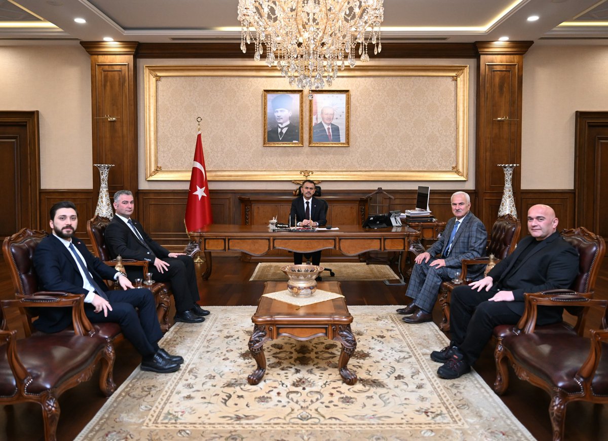 Kocaeli Valisi Aktaş, Bilişim ve Teknoloji Alanında İşbirliği İçin Ziyaret Edildi