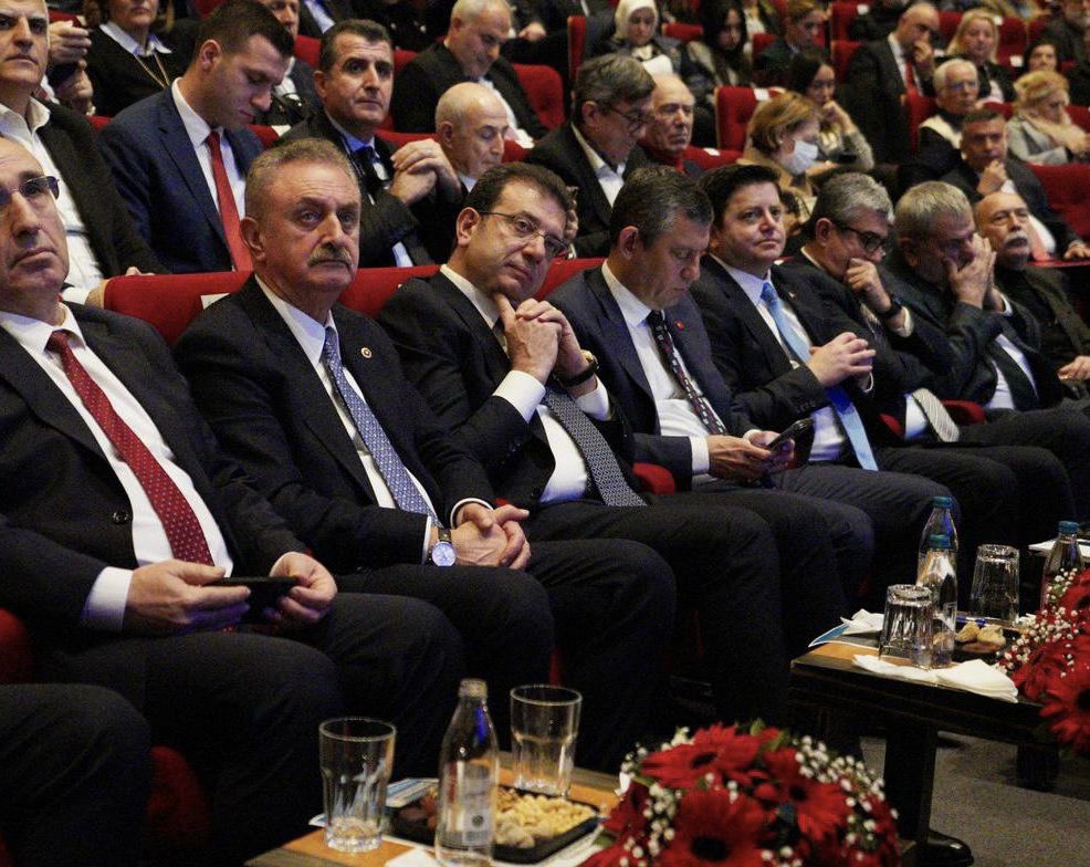 Ekrem İmamoğlu Hakkındaki Ceza Davası Yargının Yapısını Tartışmaya Açıyor