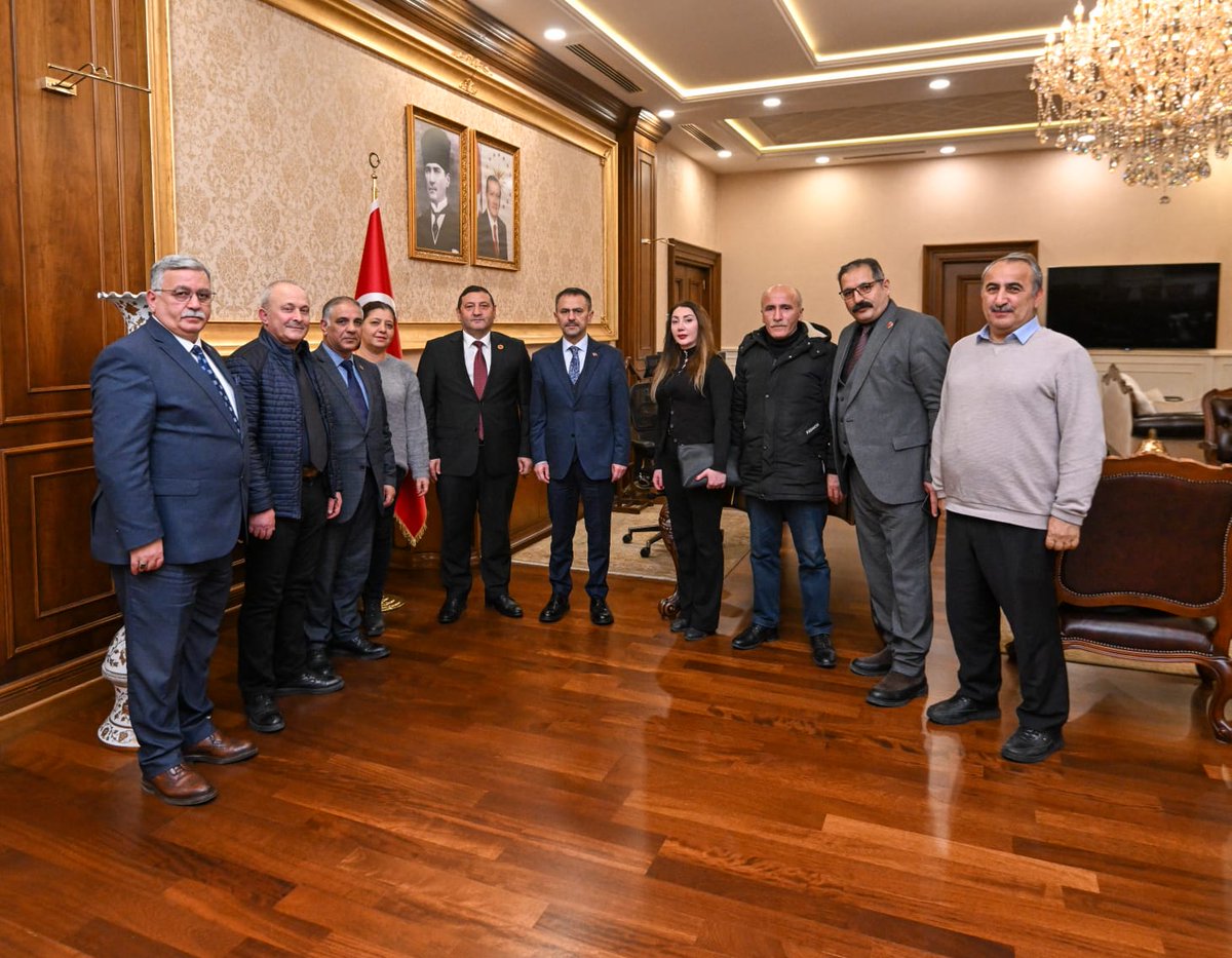 Vali Aktaş, Kocaeli Muhtarlar Dernek Yönetimini Kabul Etti