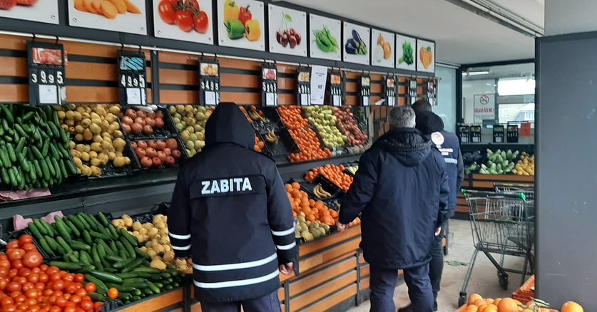 Denetim Ekipleri Yerel Marketlerde Fahiş Fiyat ve Stokçuluğu Engellemeye Devam Ediyor