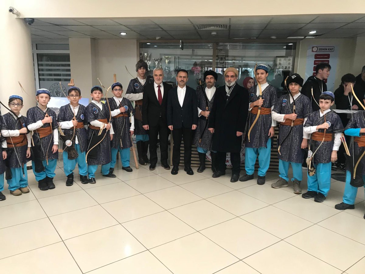Kocaeli Valisi Seddar Yavuz İlim Yayma Cemiyeti Genel Kurulu'na Katıldı