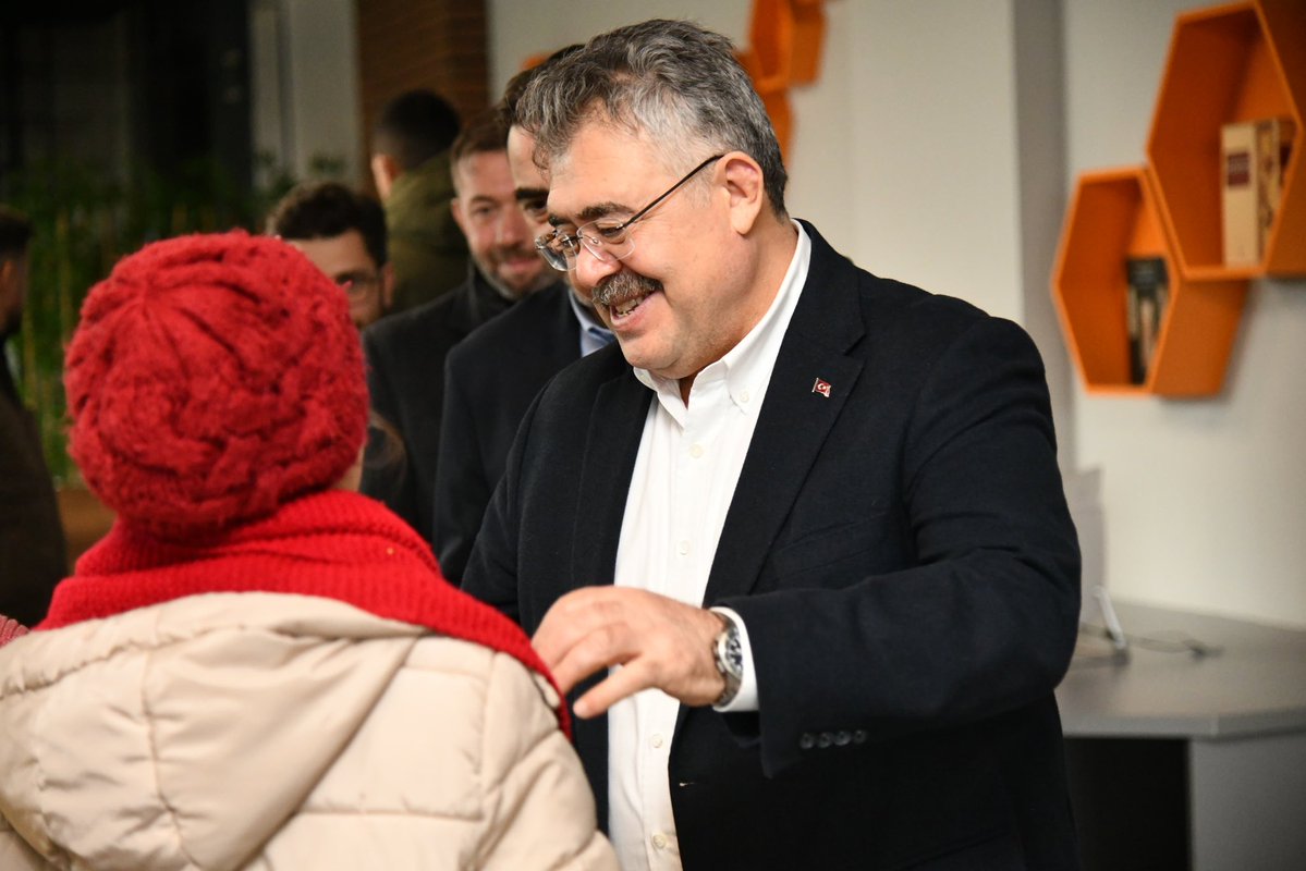 Başiskele'de Türkiye Yüzyılı Gençlik Merkezi Ziyareti