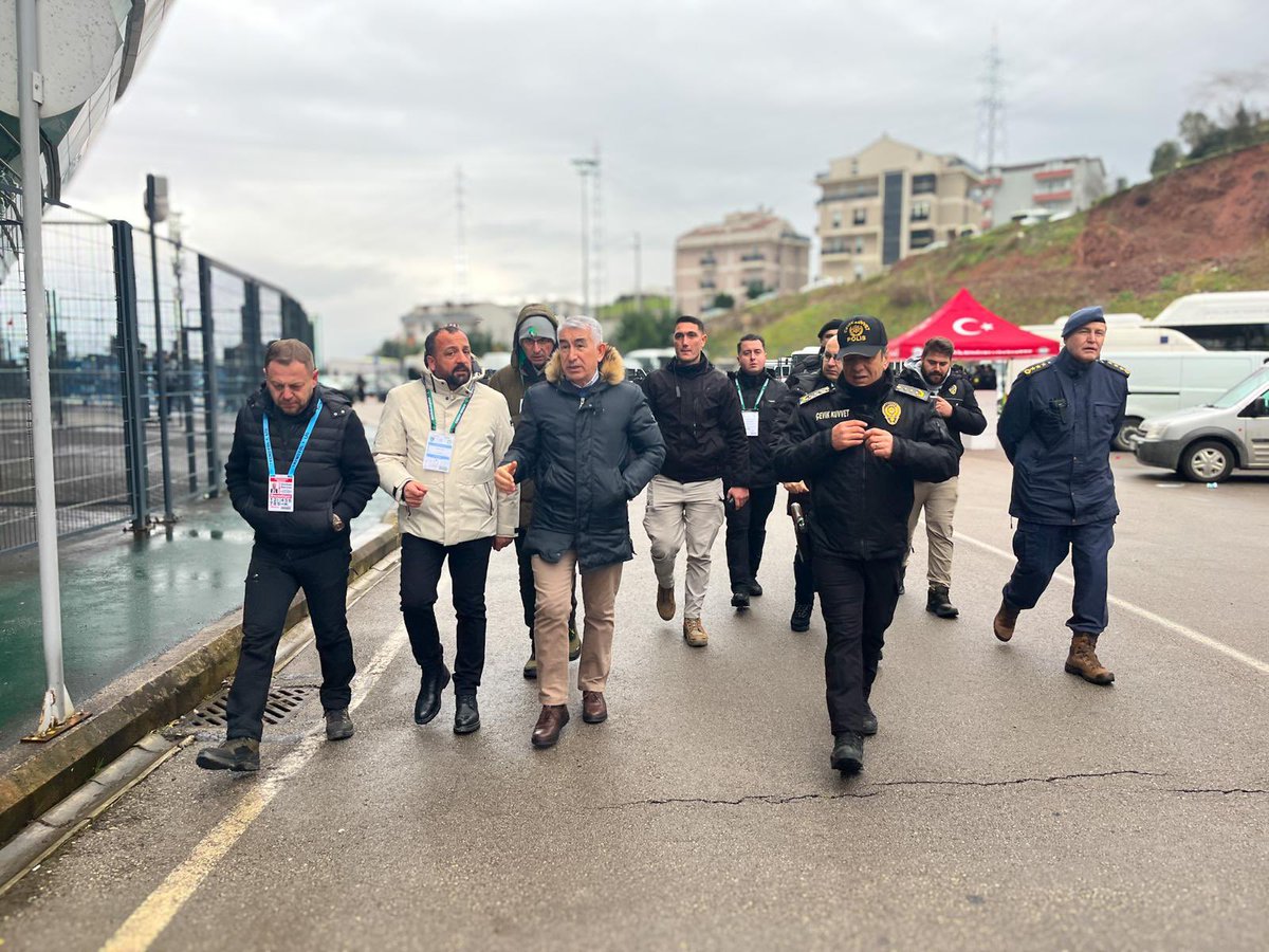 Kocaeli Emniyet Müdürü, Kocaelispor ve Amed SF Maçı Öncesinde Güvenlik Tedbirlerini İnceledi
