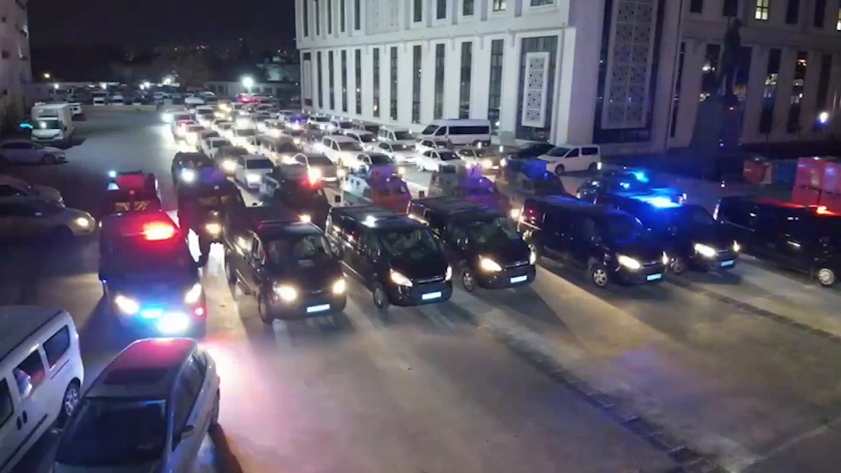 Türkiye Genelinde Dev Uyuşturucu Operasyonu: Tonlarca Maddi ve Milyonlarca Hap Ele Geçirildi