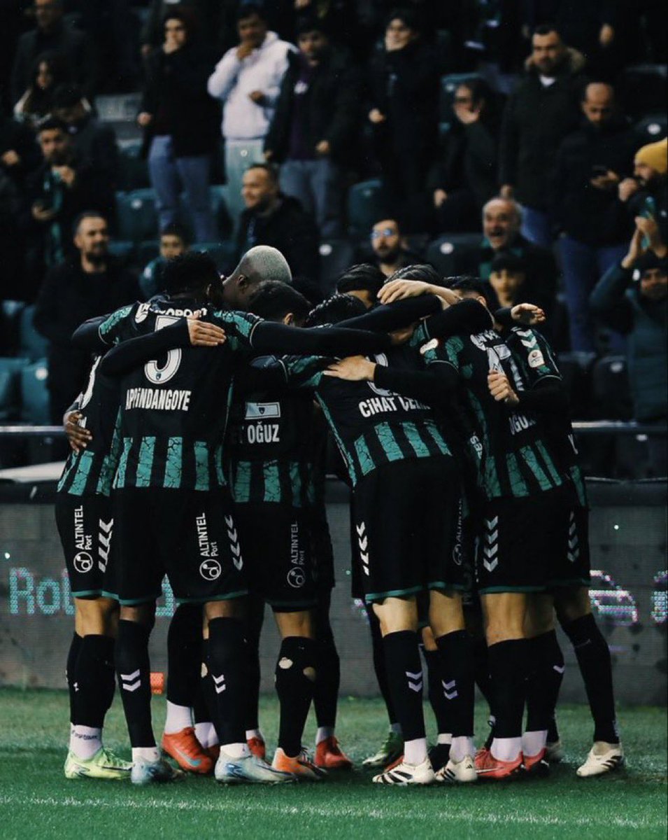 Kocaelispor, Ahlatçı Çorum FK Karşısında Güldü