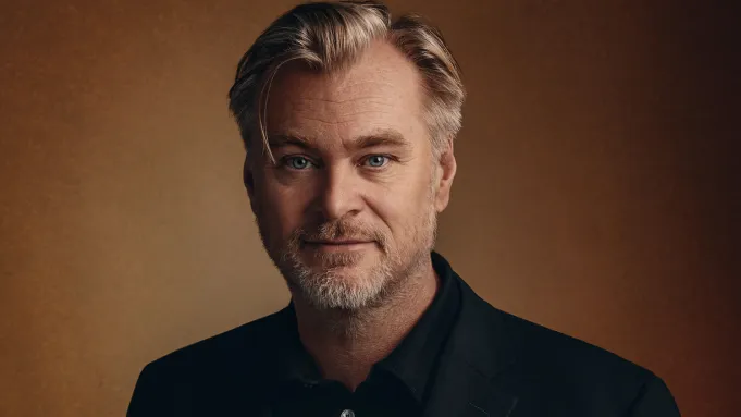 Dünyaca Ünlü Yönetmen Christopher Nolan'ın Filmi Ordu'da Çekilecek