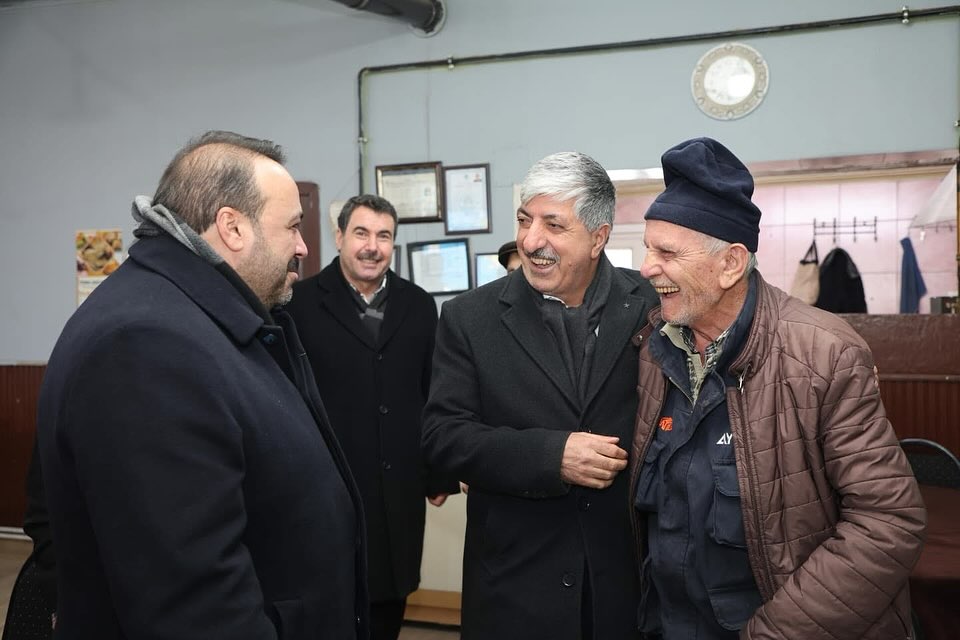 Dilovası Belediye Başkanı Ramazan Ömeroğlu Tavşancıl Mahallesinde Esnaflarla Buluştu