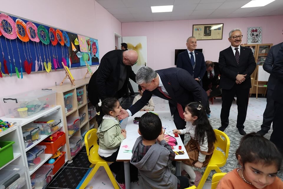 Hayırsever Destekli Okul Projesiyle Dilovası'nda Yeni Anasınıfı Eğitime Açıldı