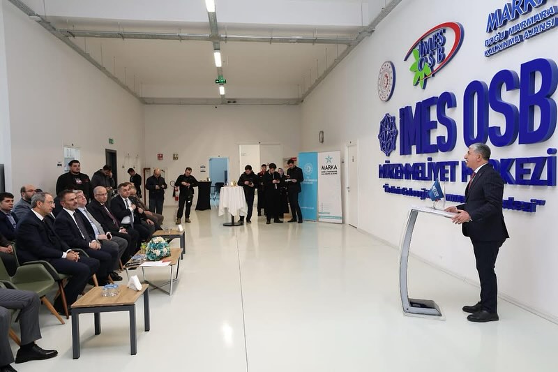 İMES OSB Mükemmeliyet Merkezi Kursiyerlerine Başarı Belgeleri Verildi