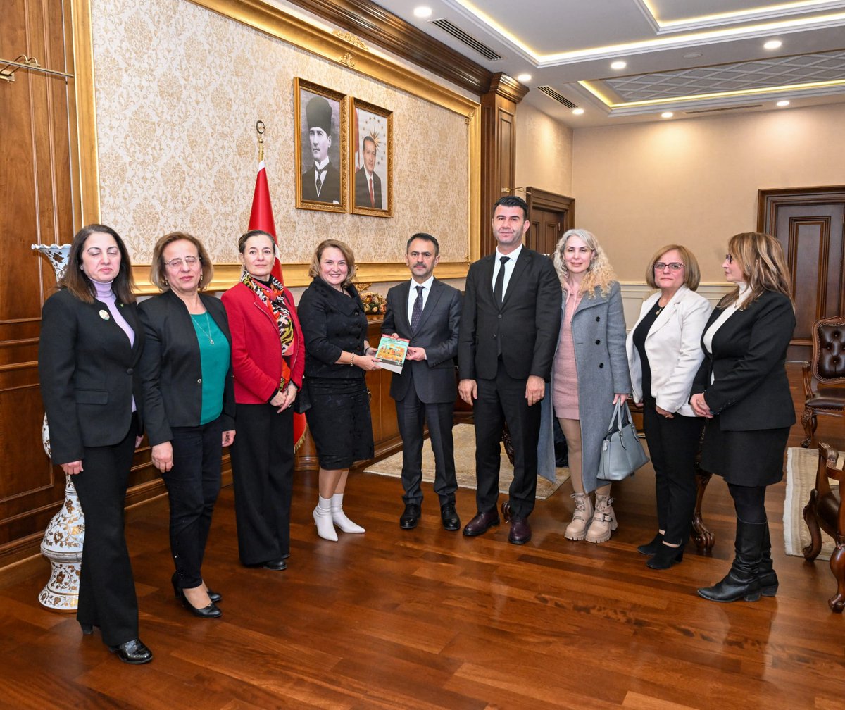 TEMA Vakfı Kocaeli Temsilcilerinden Vali Aktaş'a Nazik Ziyaret