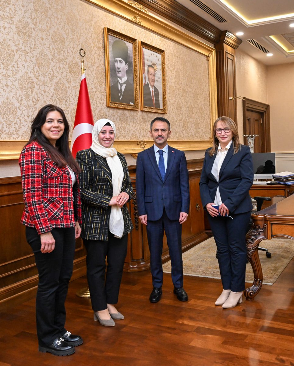 Kocaeli Okuma Sanatı Kulübü'nden Vali Aktaş'a Anlamlı Ziyaret
