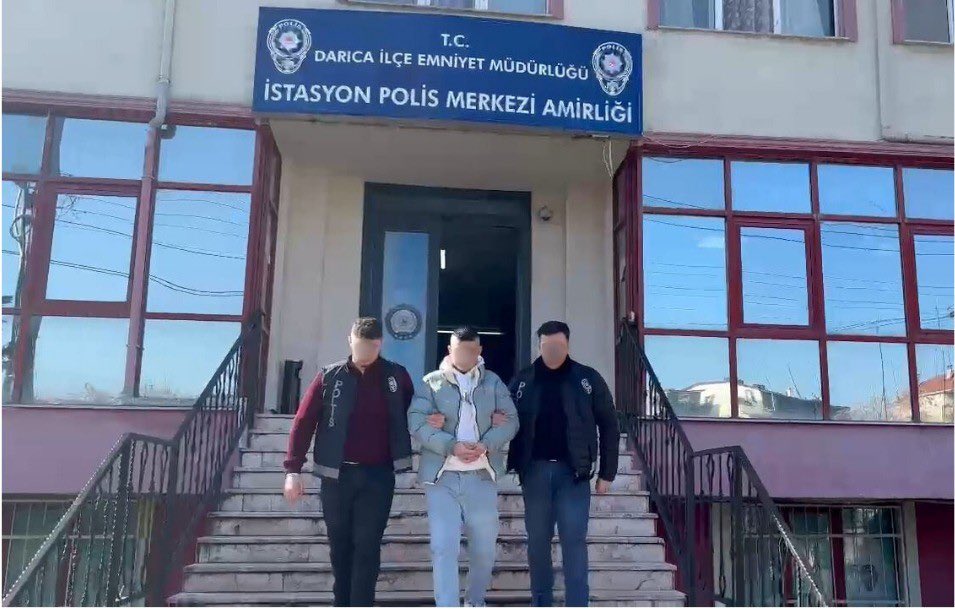 Kocaeli'de Uyuşturucu Suçundan Aranan Şahıs Yakalandı