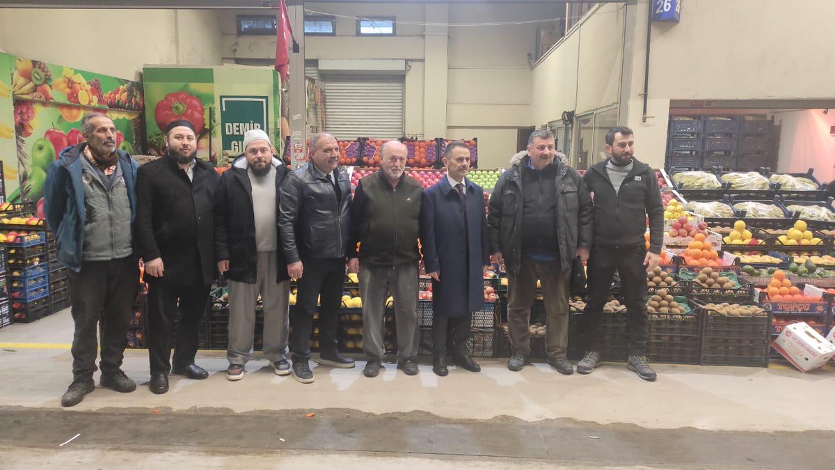Kocaeli Valisi İlhamı Aktaş'ın Esnafla İbadet Buluşması