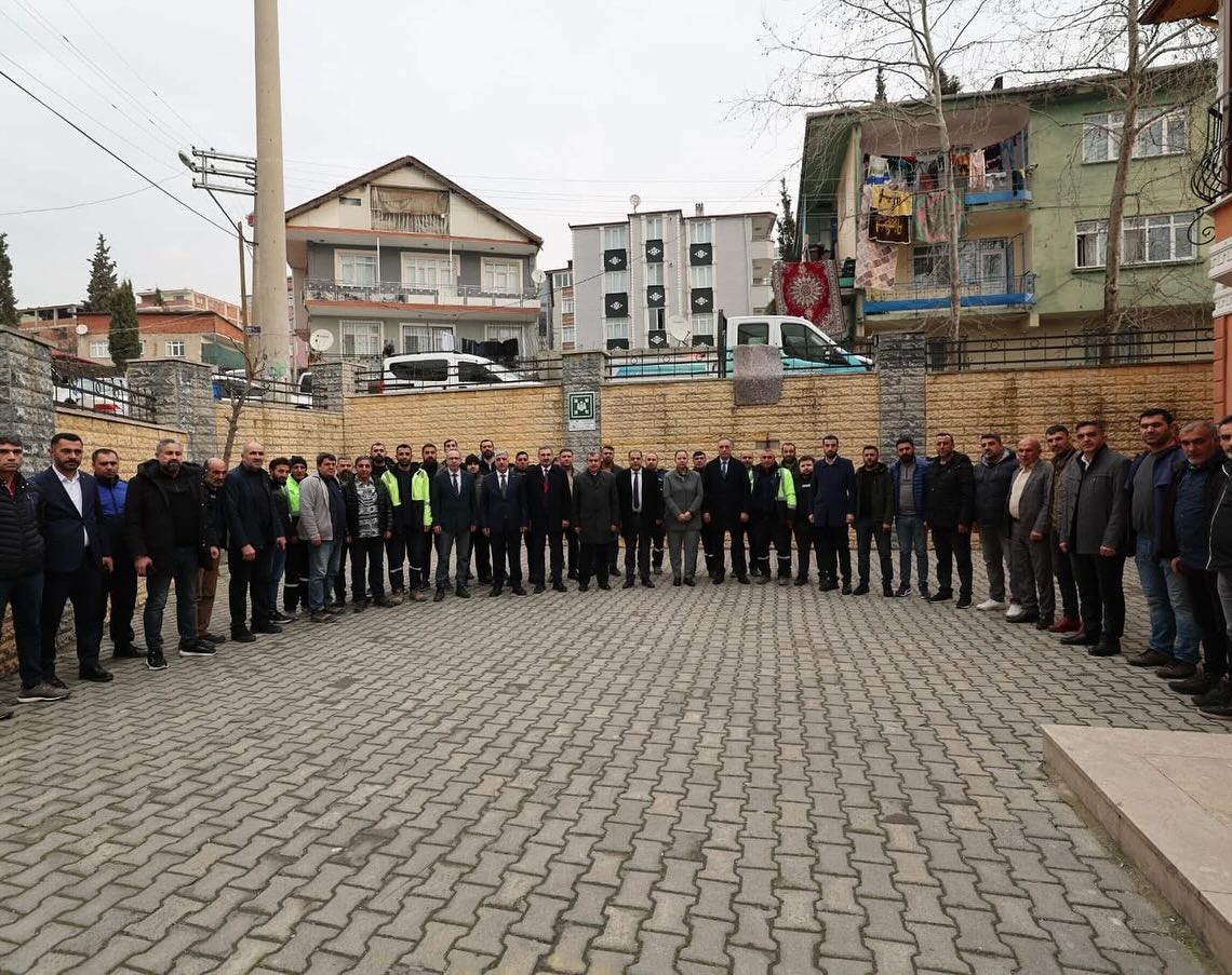 Belediye Başkanı Karla Mücadele Ekibiyle Bir Araya Geldi