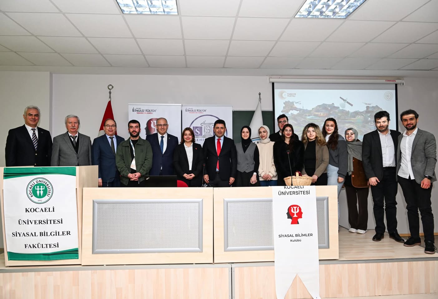 Türkiye Yüzyılı'nda Ulaştırma Vizyonu Kocaeli'de Ele Alındı
