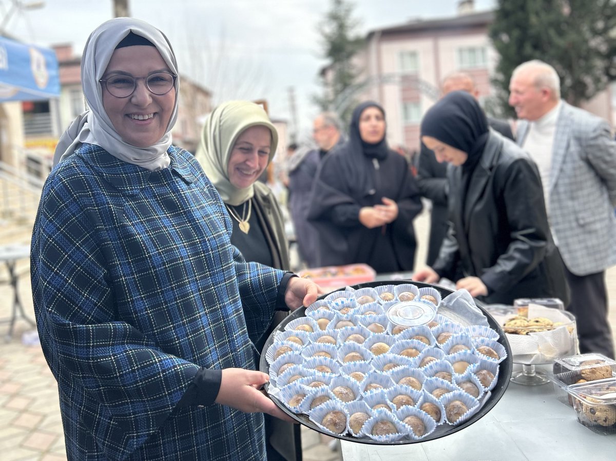 Milletvekili Radiye Sezer Katırcıoğlu'ndan Kadınların Kermesine Ziyaret