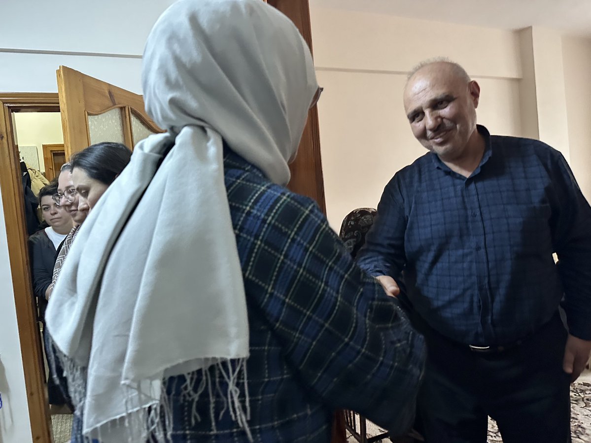 Radiye Sezer Katırcıoğlu, Vefat Eden Hemşehrisi İçin Taziye Ziyaretinde Bulundu